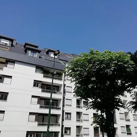 Le Chateau Durieux 1 - Agreable Au Coeur Des Commerces ! Mae-4104 *